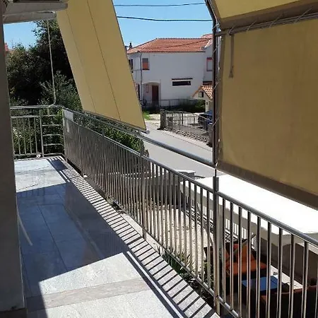 Apartment Lamani