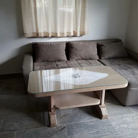 Lamani Apartment *